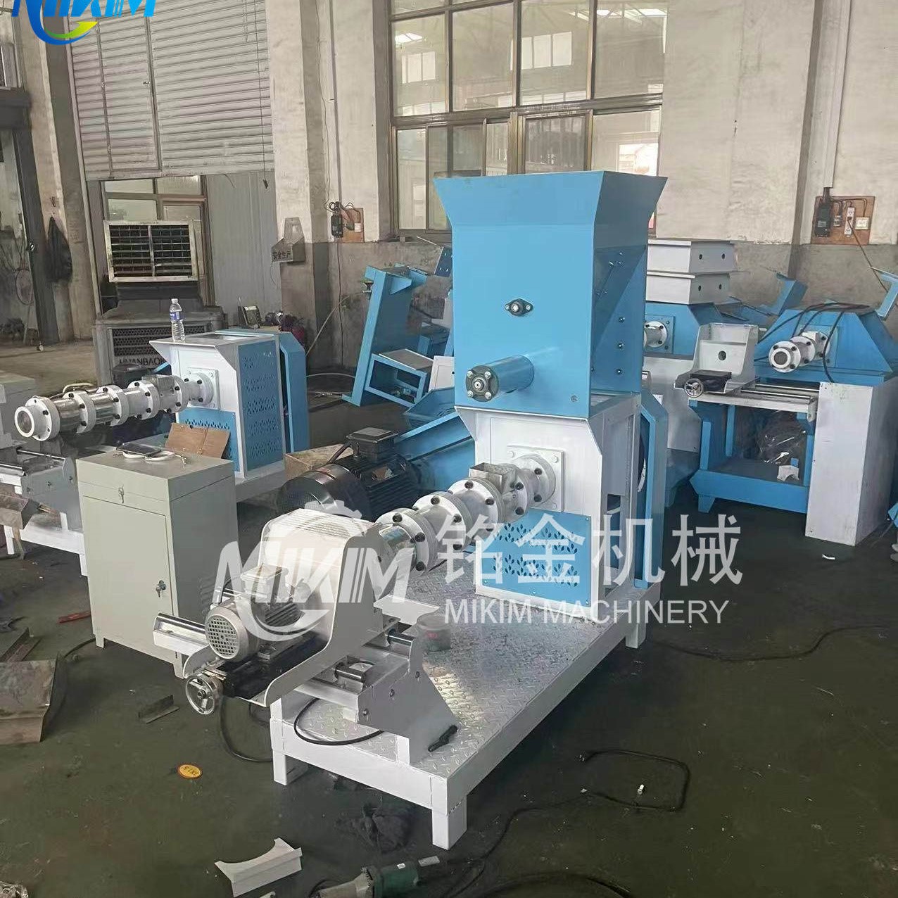 feed extruder193 feed extruder193