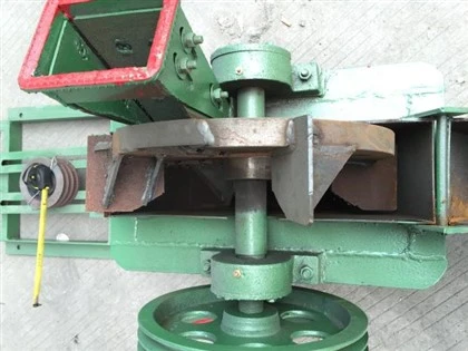 Máy cạo râu gỗ