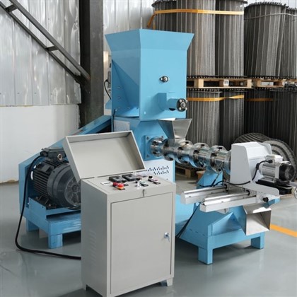 Máy đùn viên thức ăn cho cá